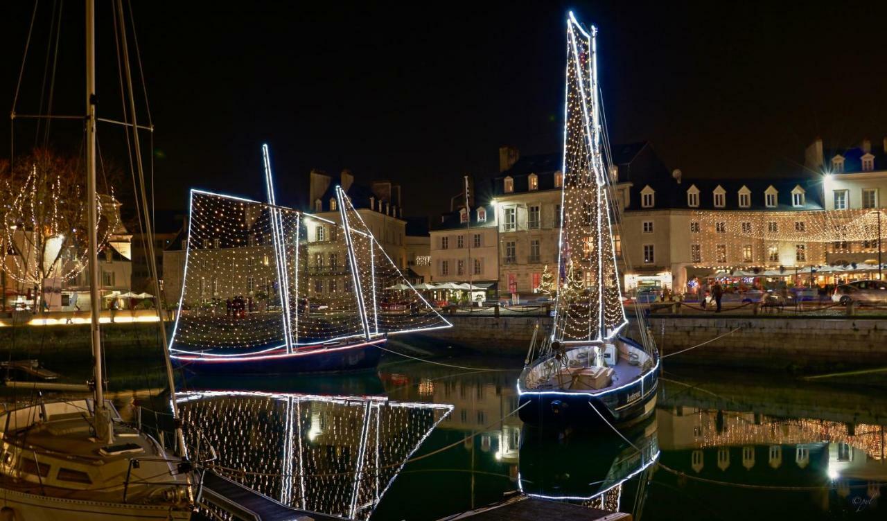 T2 Parking A Reserver Wi-Fi 10' A Pied Du Port Vannes Exterior photo